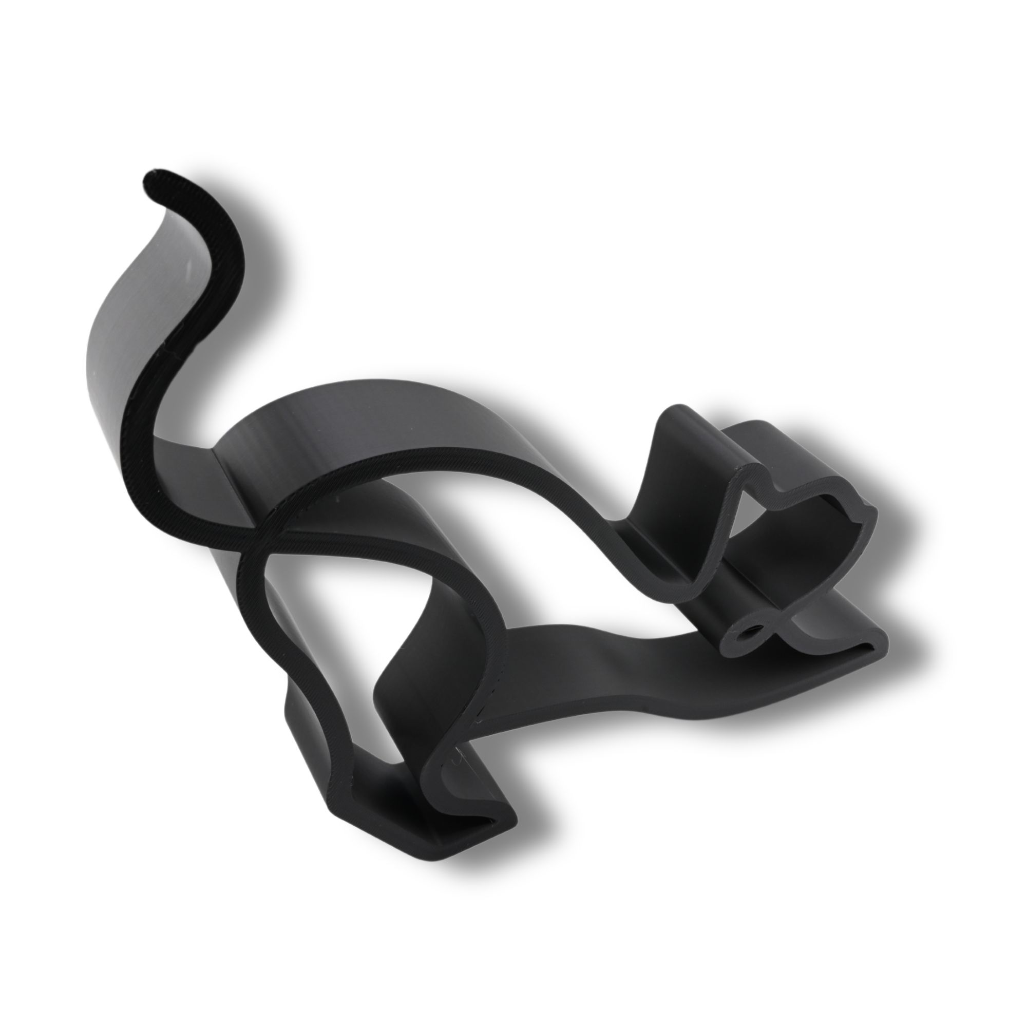 Stretching Cat — three quarter